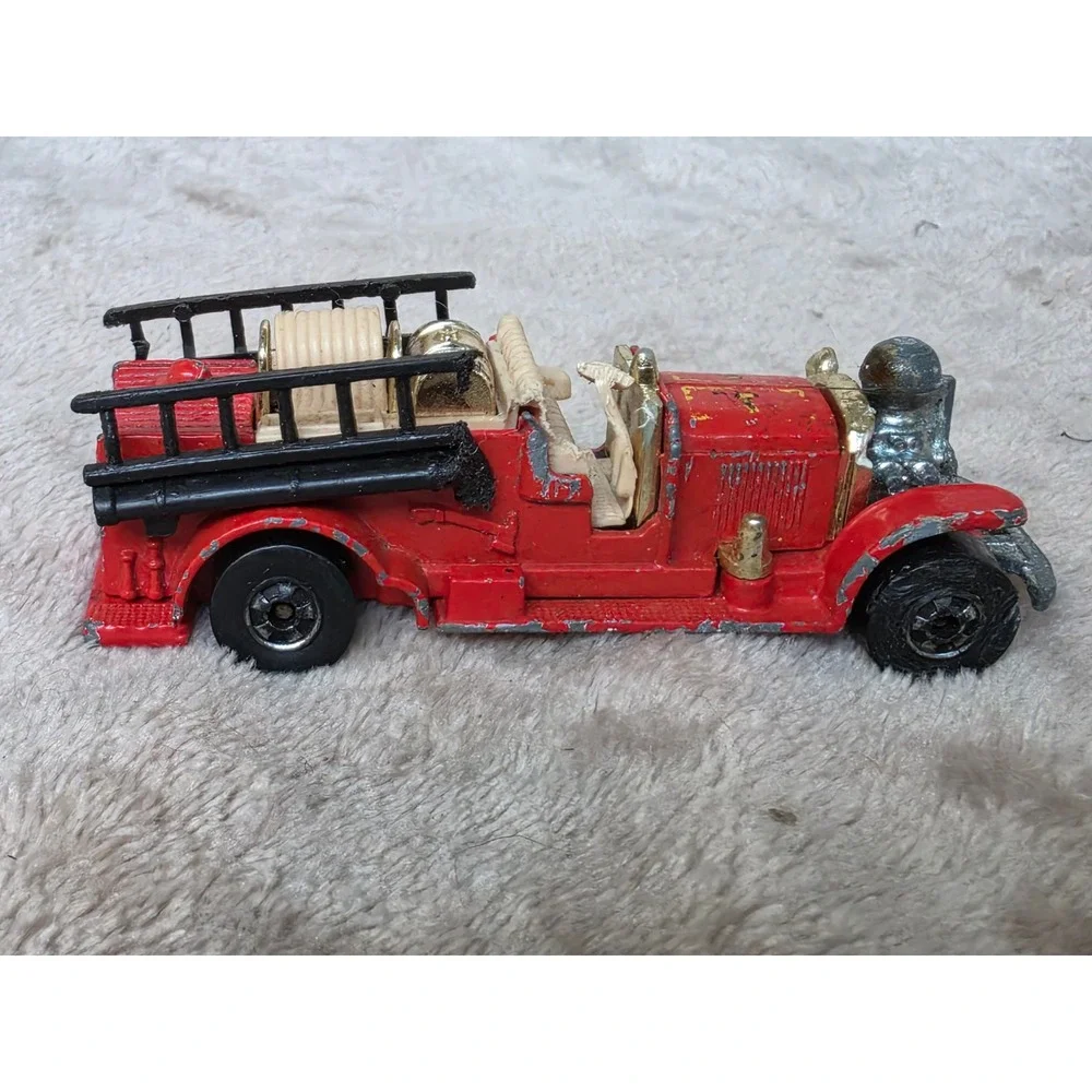 Hot Wheels Old Number 5 Fire Truck Red Diecast 1980 Vintage Toy Car